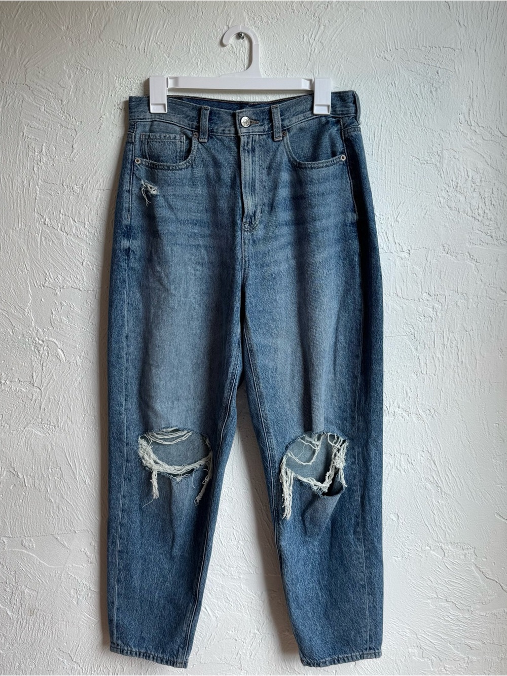 American Eagle Outfitters Distressed Boyfriend Jeans